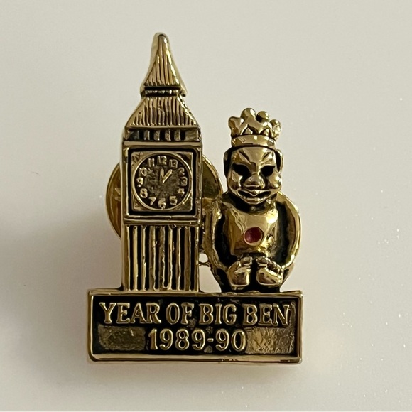 Vintage Year Of Big Ben 1989-90 Gold Tone Pin Brooch - Picture 1 of 10